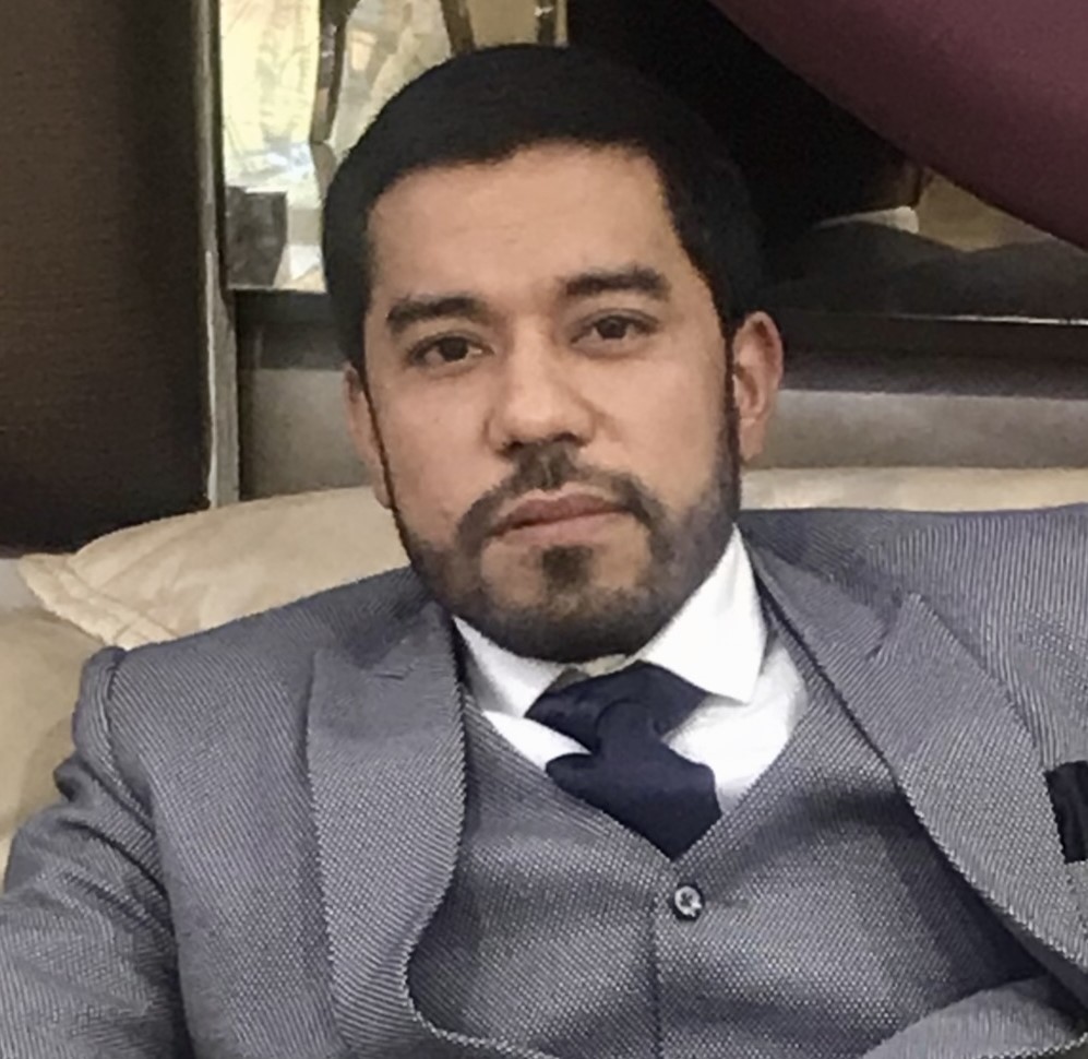 Nikks Singh (Facilitator and Client Services)